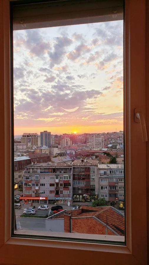 Gorgeous Apartment With City View In The City Center Pristina Extérieur photo