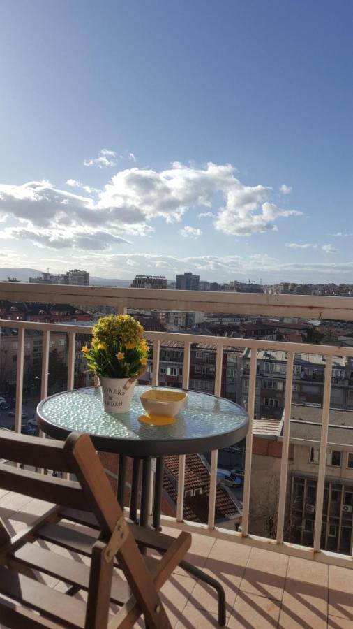 Gorgeous Apartment With City View In The City Center Pristina Extérieur photo